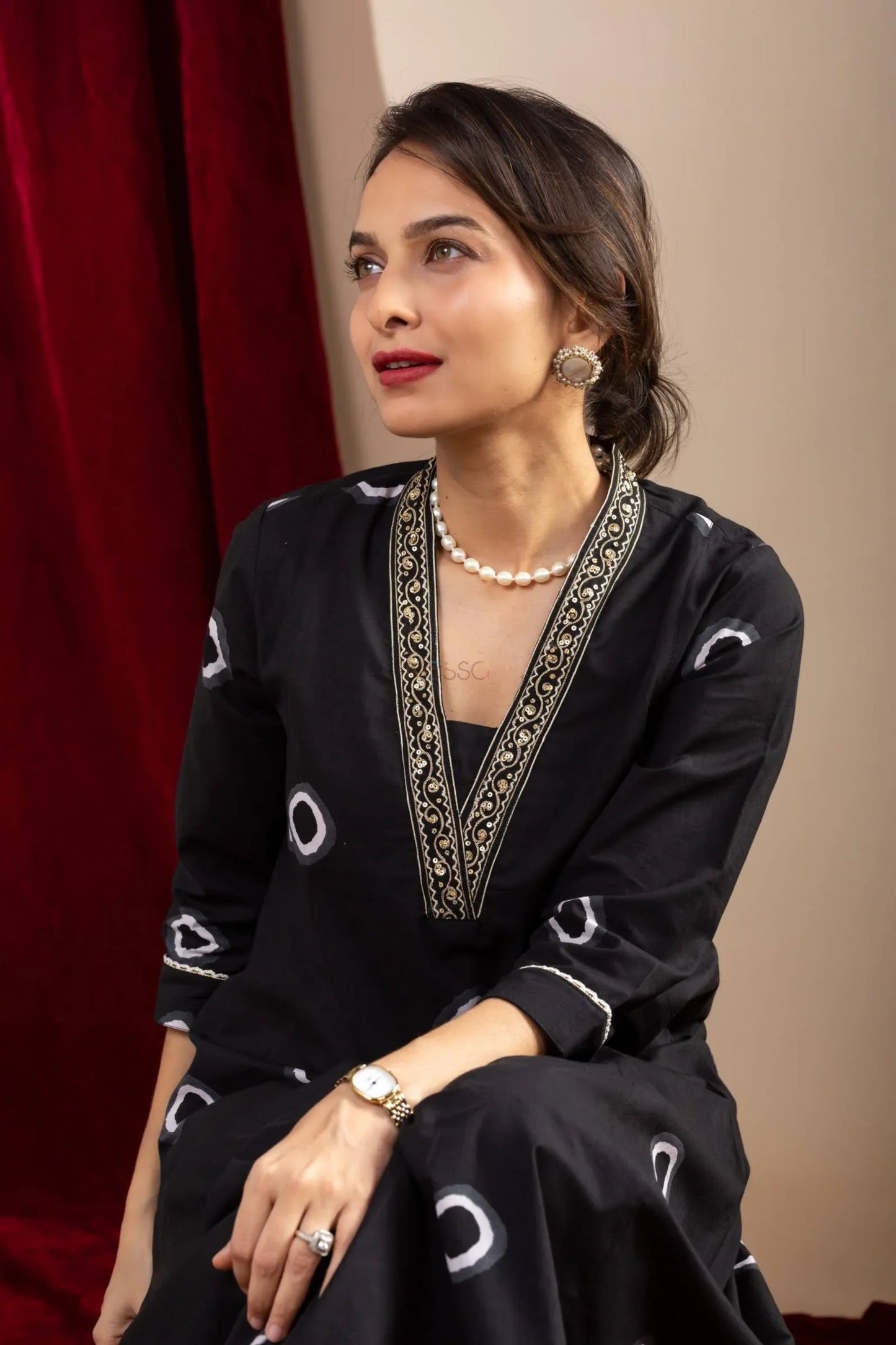 BONASRI COTTON A LINE BLACK KURTI SET