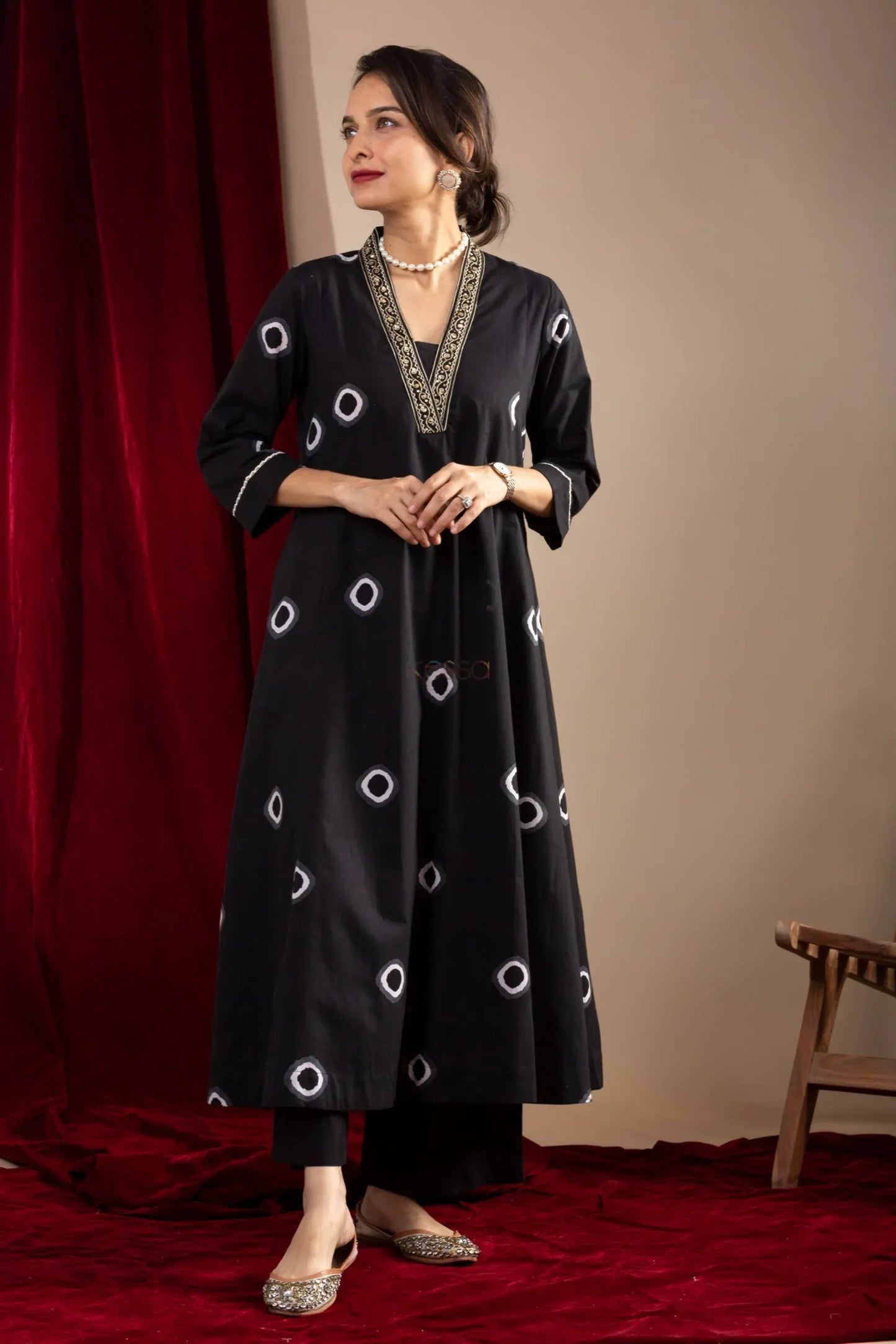 BONASRI COTTON A LINE BLACK KURTI SET