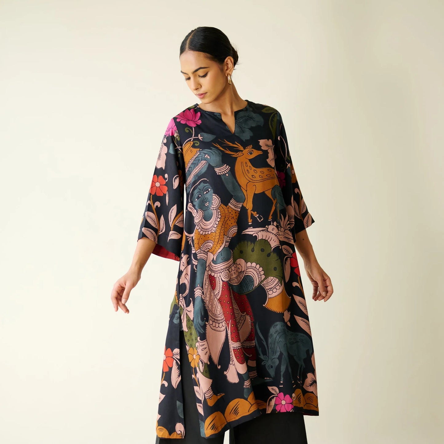 THE LADY KURTA SET