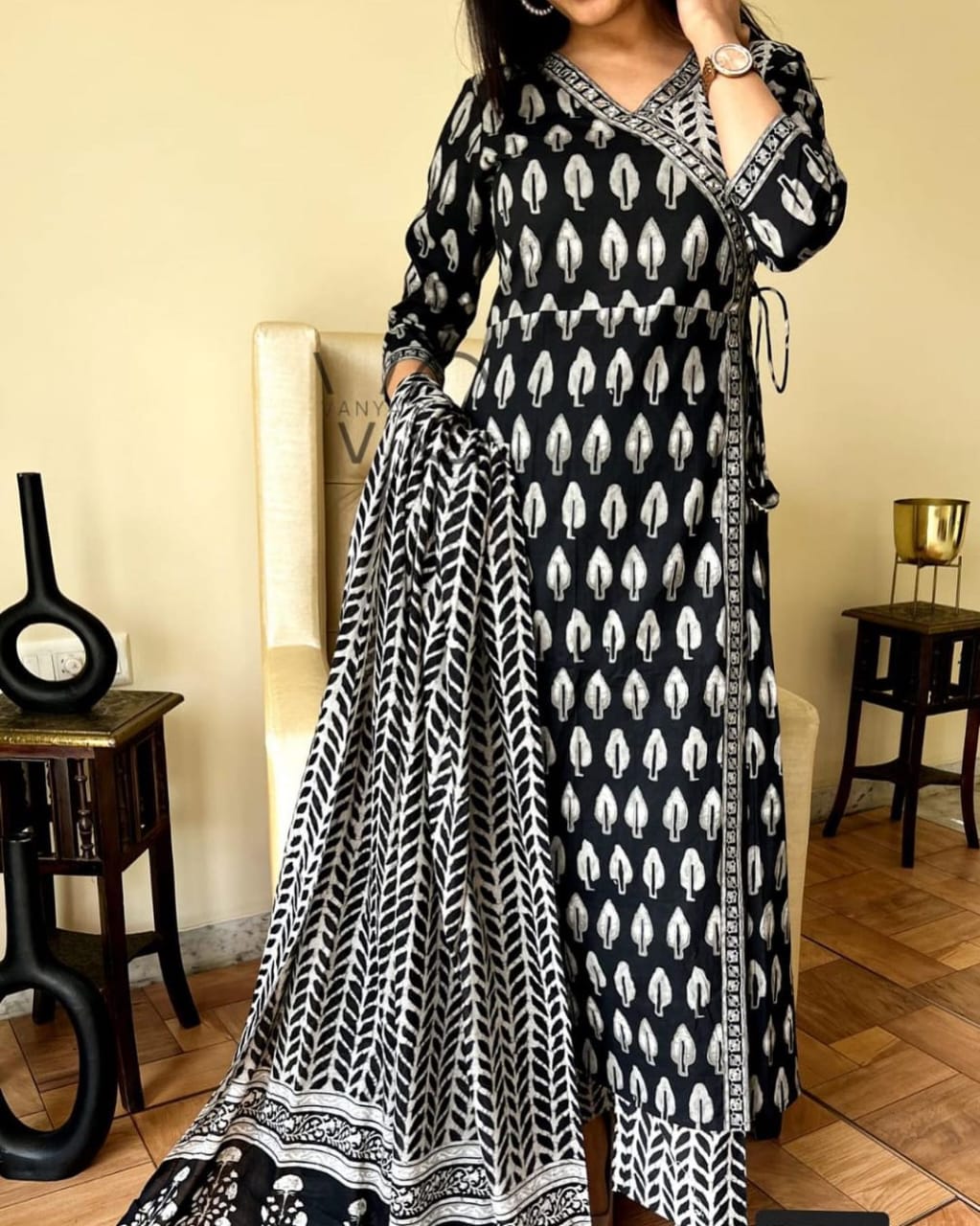 ANGRAKHA STYLE HAND BLOCK PRINT BLACK KURTI 3PIC SET