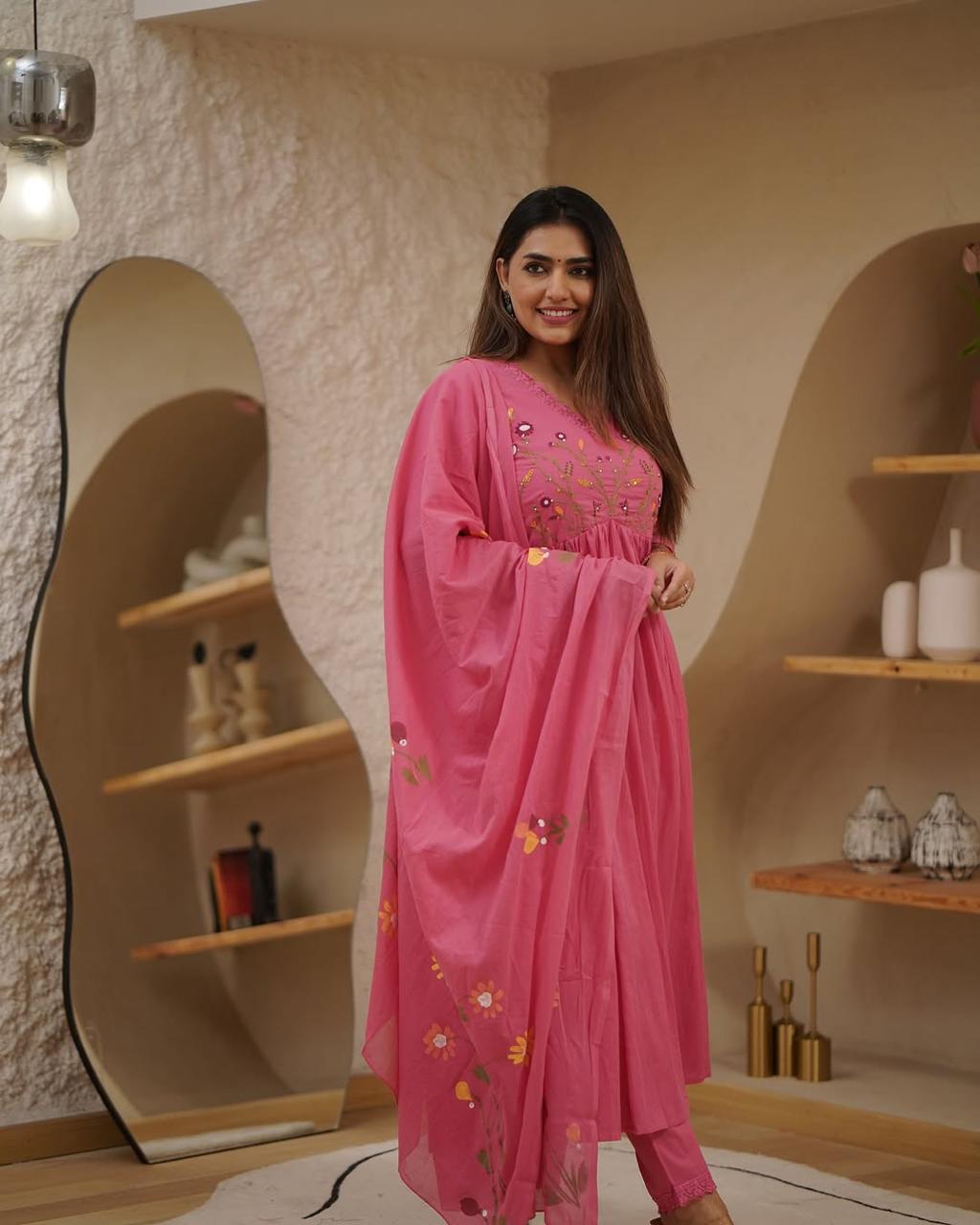Aavana Embroidery Suit Set