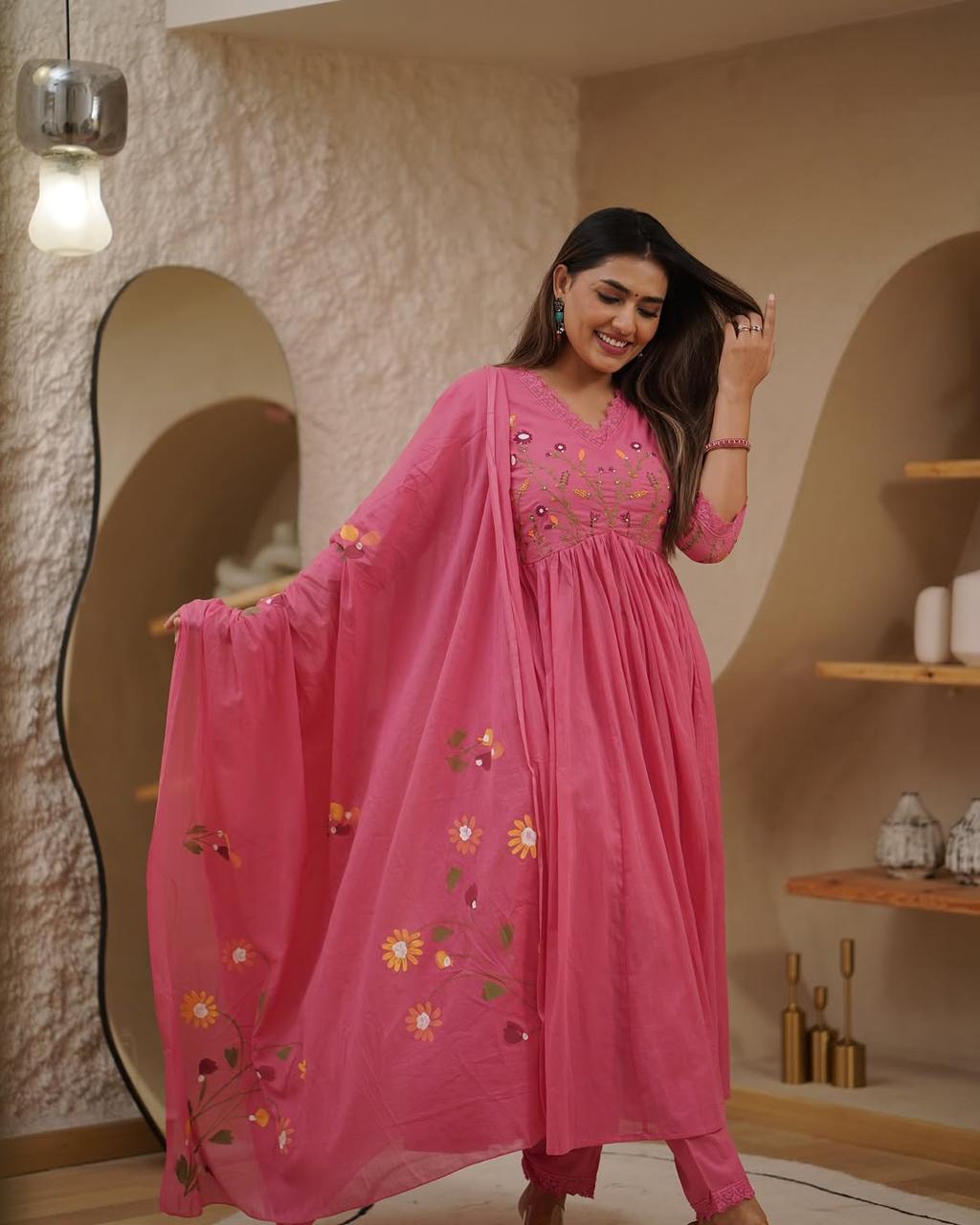 Aavana Embroidery Suit Set